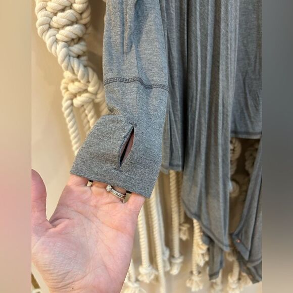 Caslon Off Duty Gray Long Convertible Cardigan - Picture 5 of 15